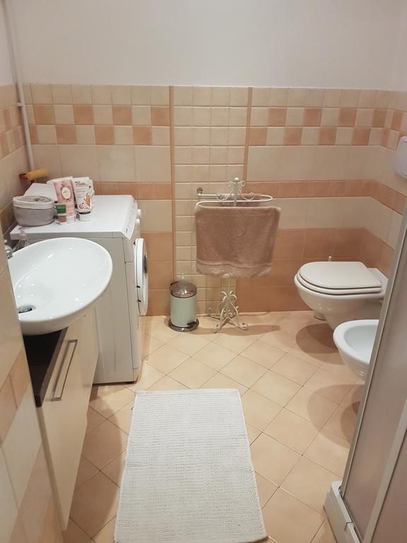 La Casa Di Pepe Apartment Пиетра Лигуре Екстериор снимка